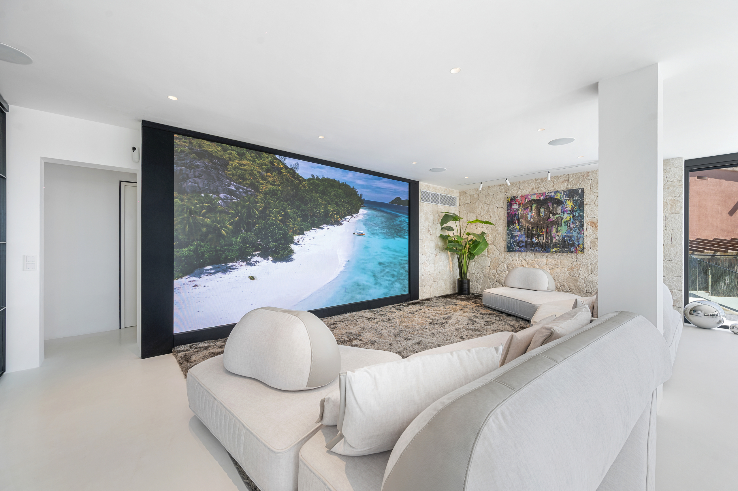 luxury villa full renovation mallorca project management