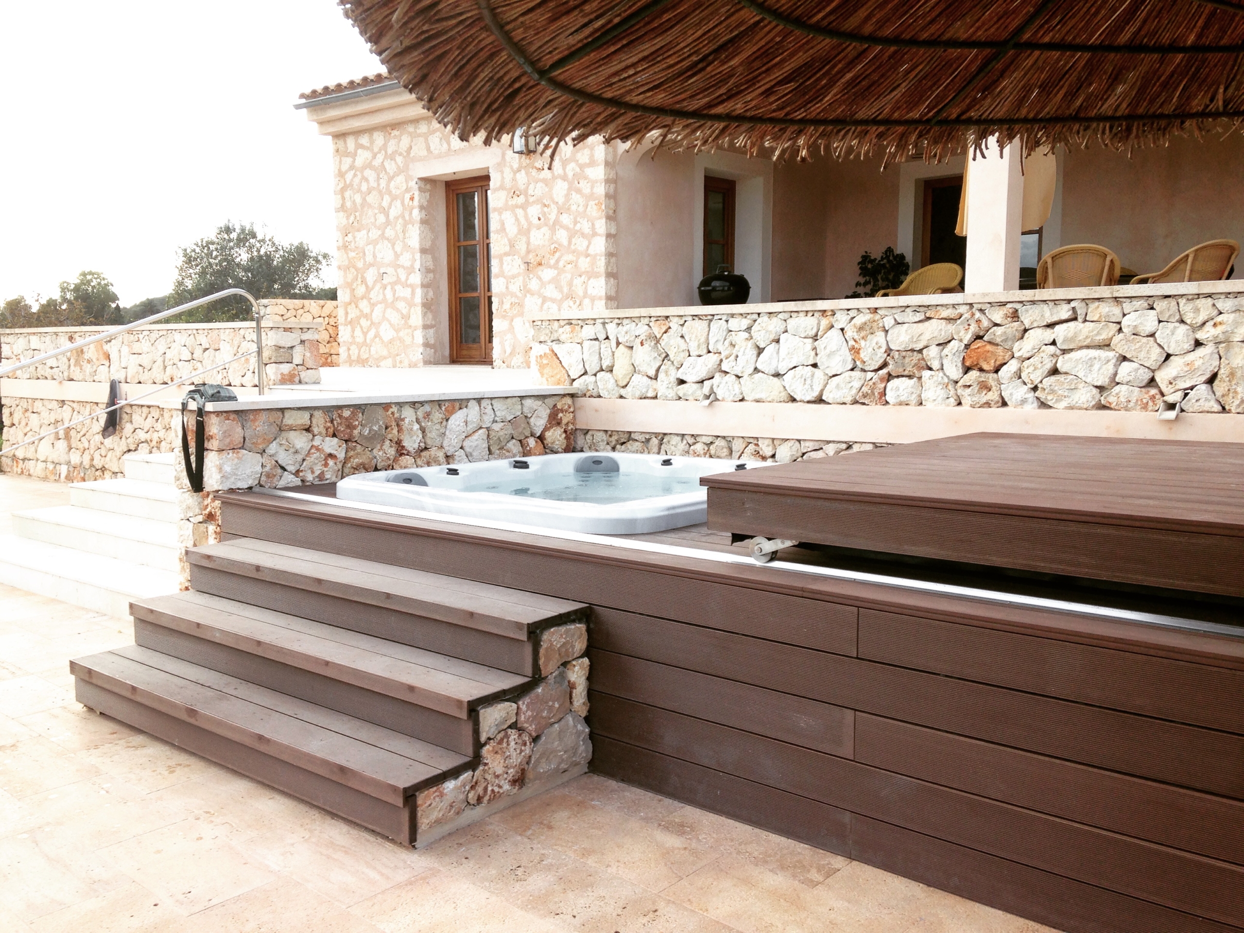 jacuzzi-spa-installation-mallorca