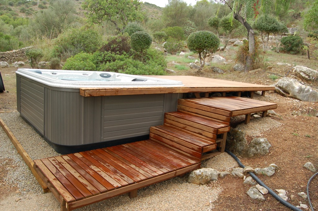 jacuzzi-spa-installation-mallorca