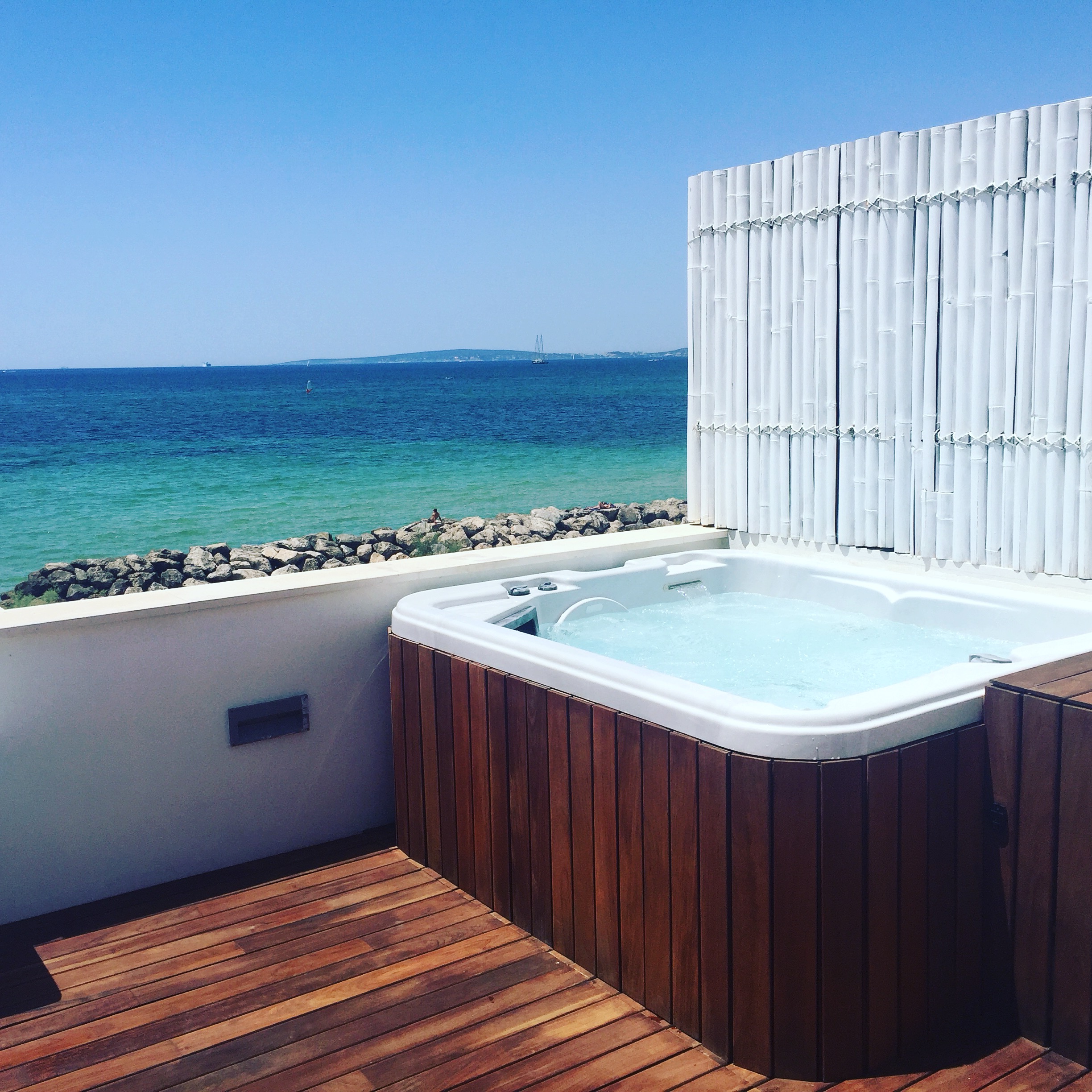 jacuzzi-spa-installation-mallorca