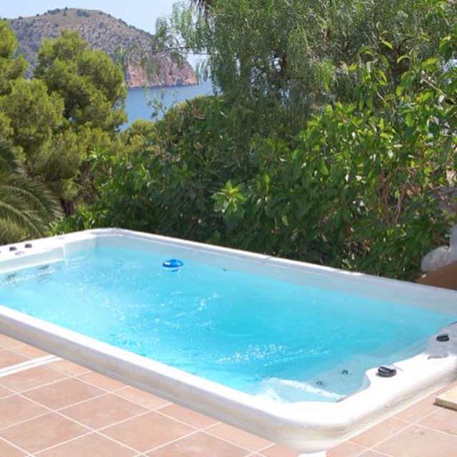 jacuzzi-spa-installation-mallorca